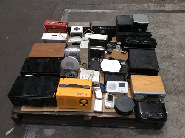 Sanyo Cassette Recorder&Sangean RCR-1/RCR-3 Clock Radio&Sony ST-70 AM/FM