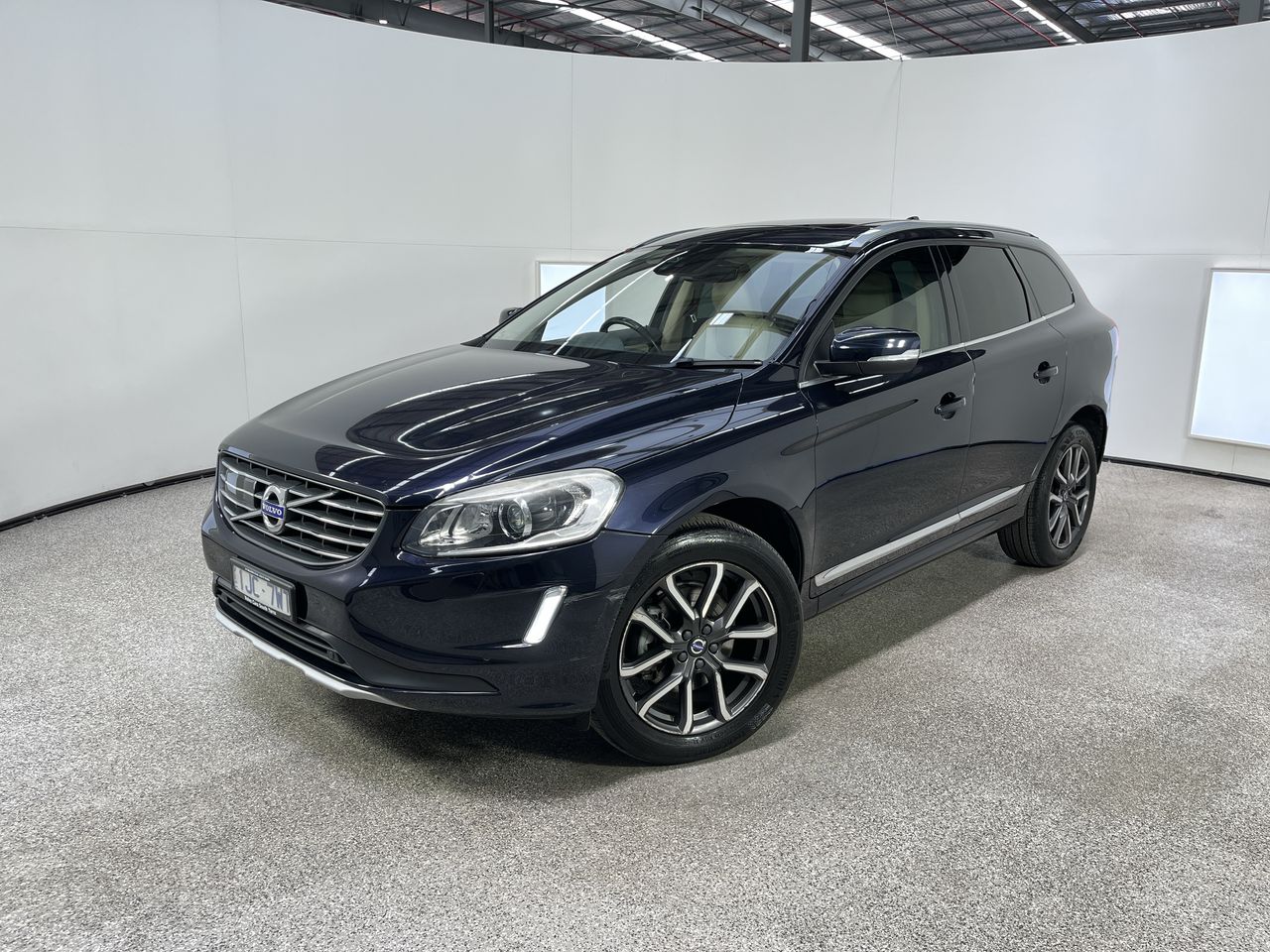 2017 Volvo XC60 Automatic SUV