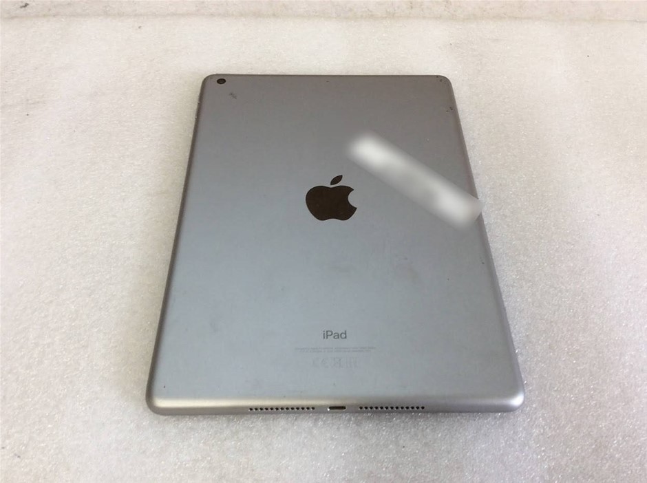 APPLE iPad 6 (A1893) 32GB Tablet