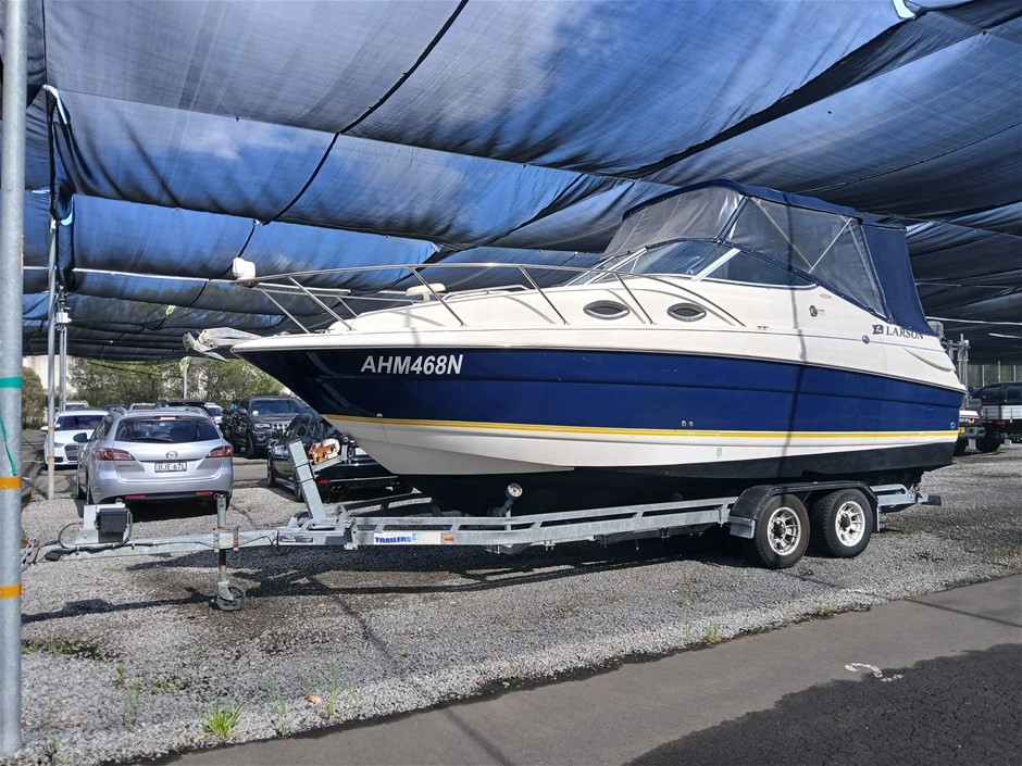 2006 Larson Cabrio 240