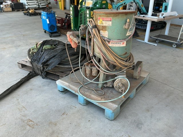 Sand Blasting Machine and Pallet Of Hoses