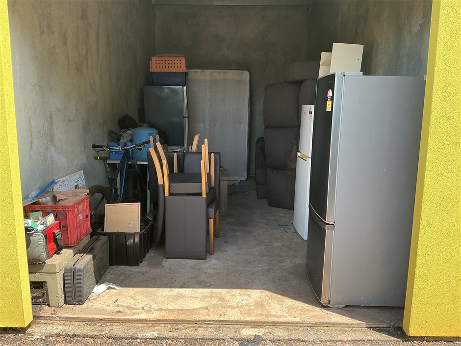<p>Contents of Unpaid Storage Unit</p>