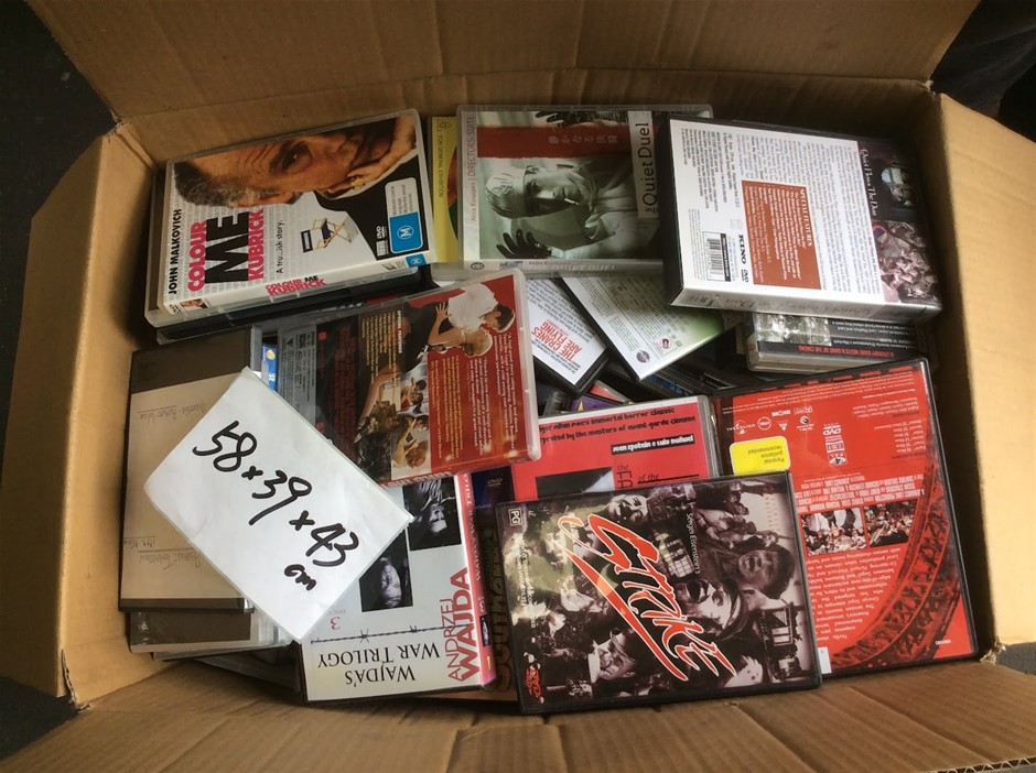 Mixed Different types of movie DVDs (58x39c43:cm)