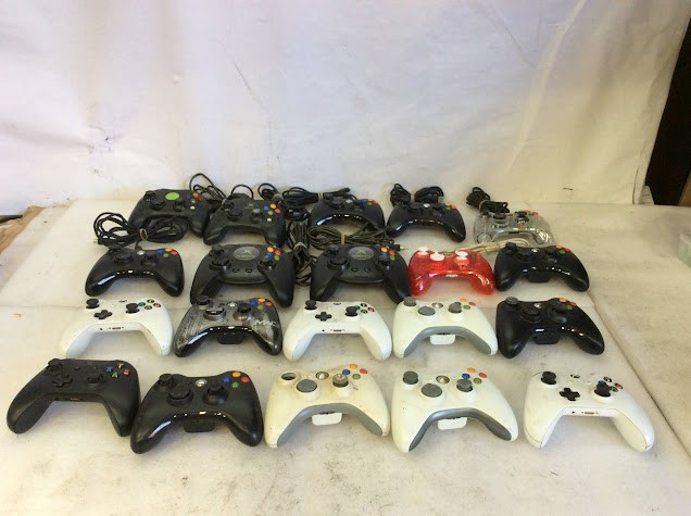 Microsoft Mixed Brand and Model Controllers (Lot of 20)