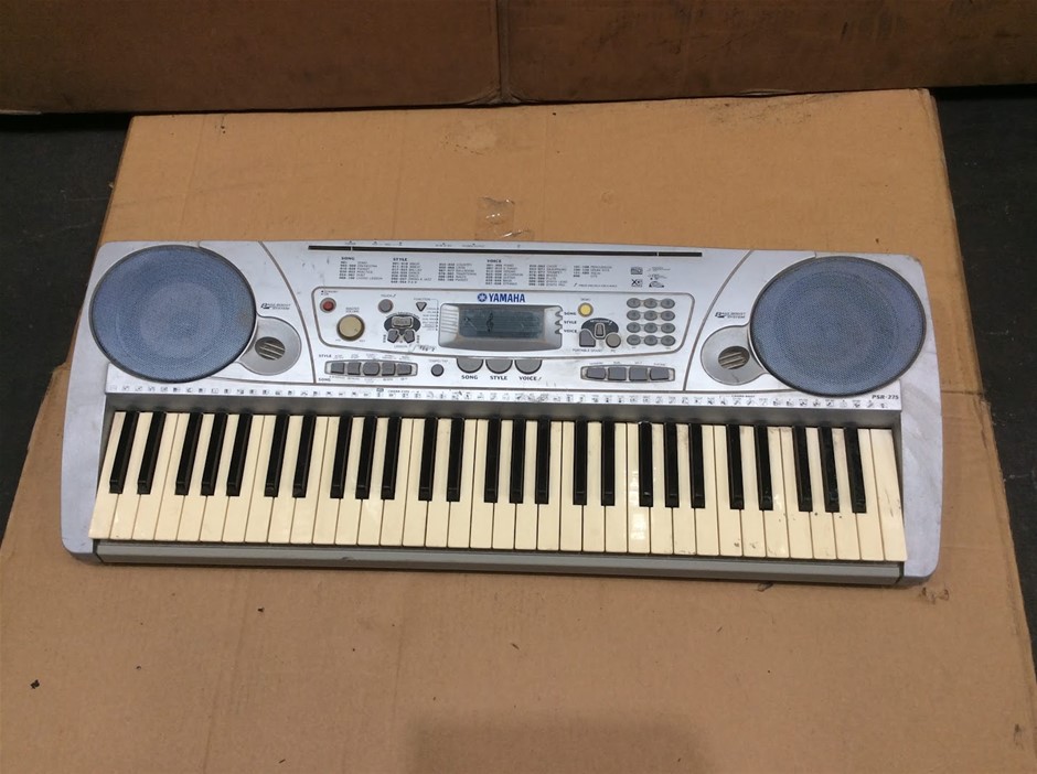 Yamaha PSR-275 Electronic Keyboard