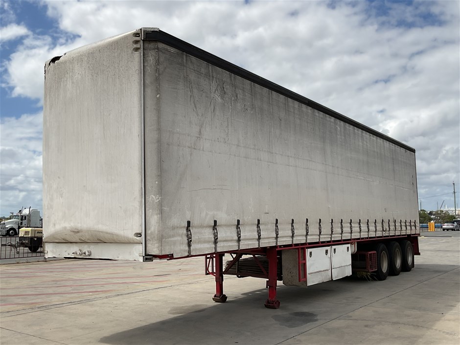 2009 Maxitrans Tri-Axle Curtainsider Trailer – Inspected WOVR