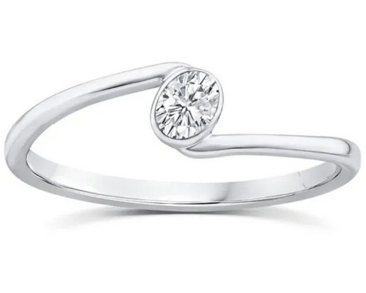 9K WHITE GOLD 0.15ct F VS LAB DIAMOND OVAL OFFSET RING