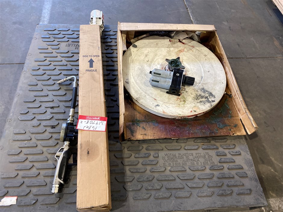 Drum Pump, Lid & Digital Grease Gun