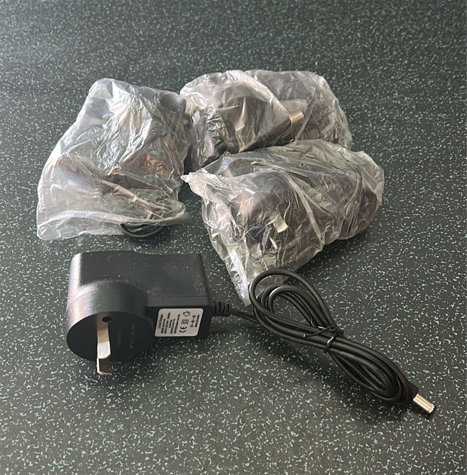 4x Li-ion Battery Chargers (Model PD-05)