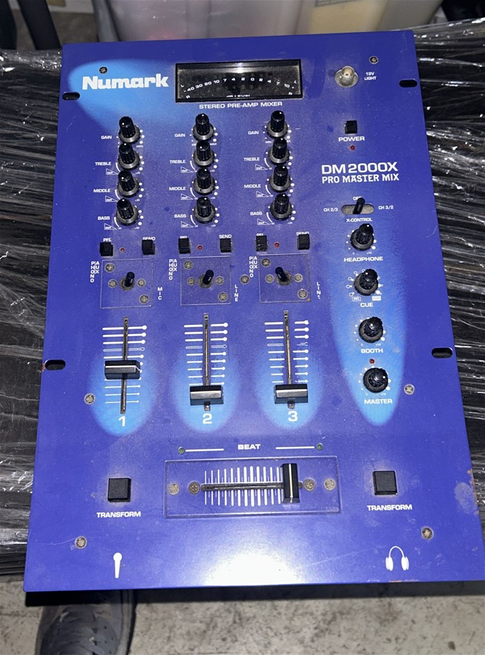 NUMARK DM2000X Pro Master Mix