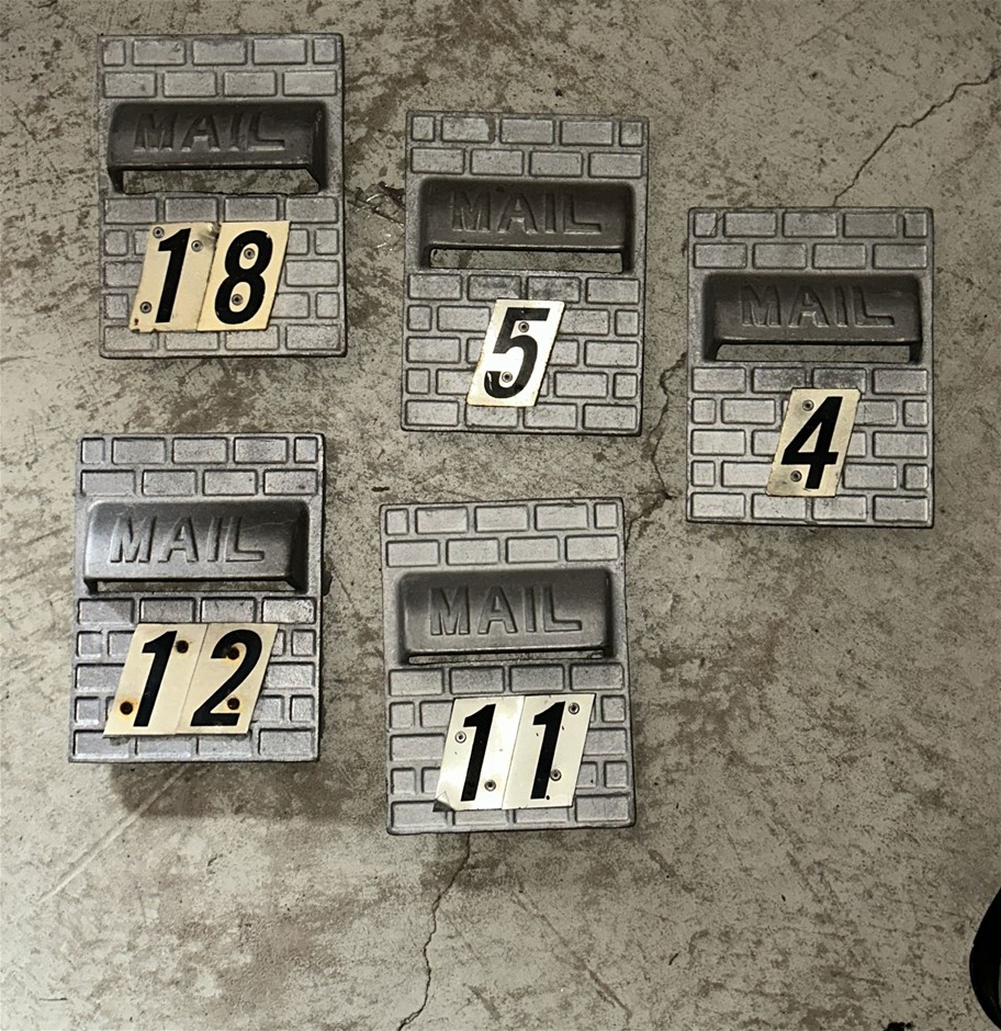 5x Vintage Wall-Mounted Mailboxes