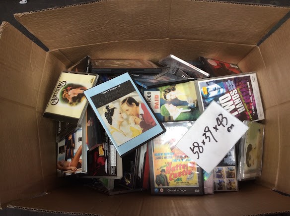 Mix Type DVDs/CDs with box dimensions are 58×39×43 cm