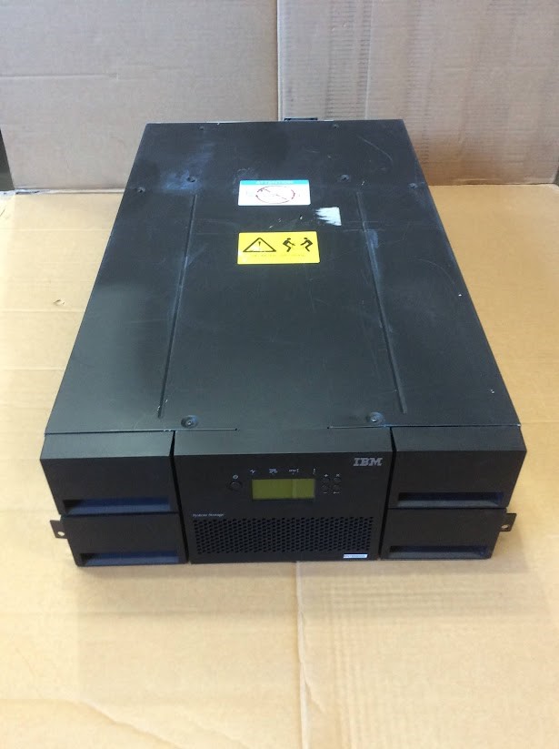 IBM TS3100 3573 Tape Library