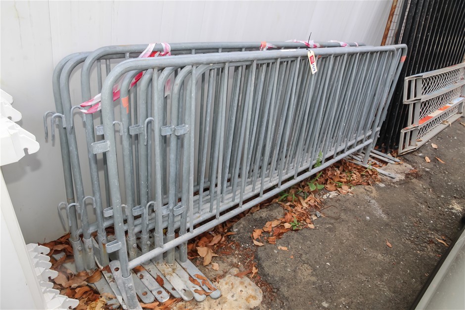 Crowd Control Barriers Fences