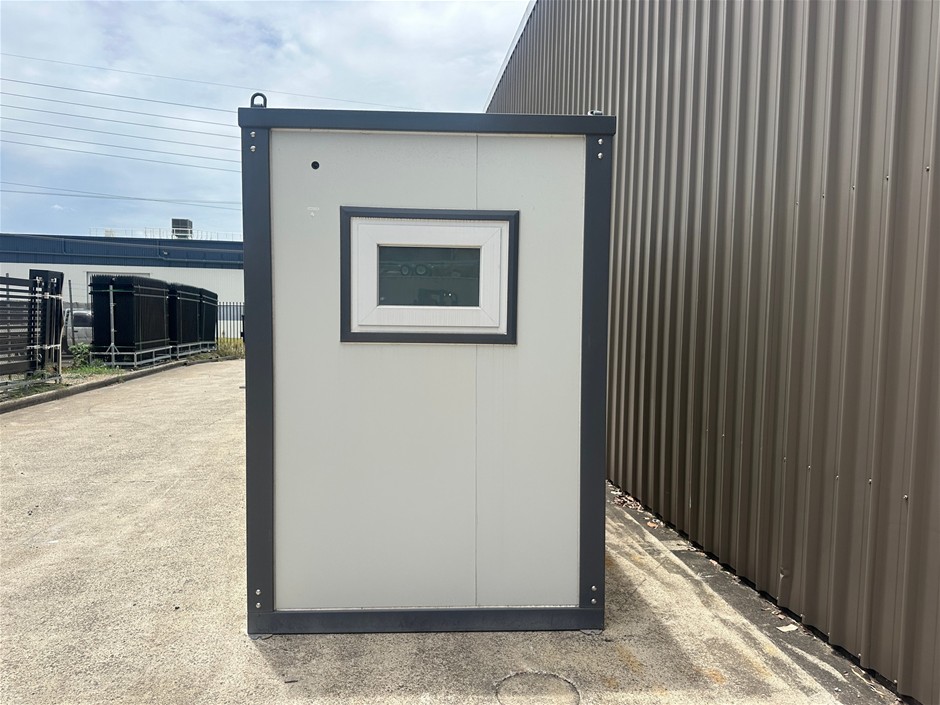 Unused Shower and Toilet Block (Second Curtain Style)