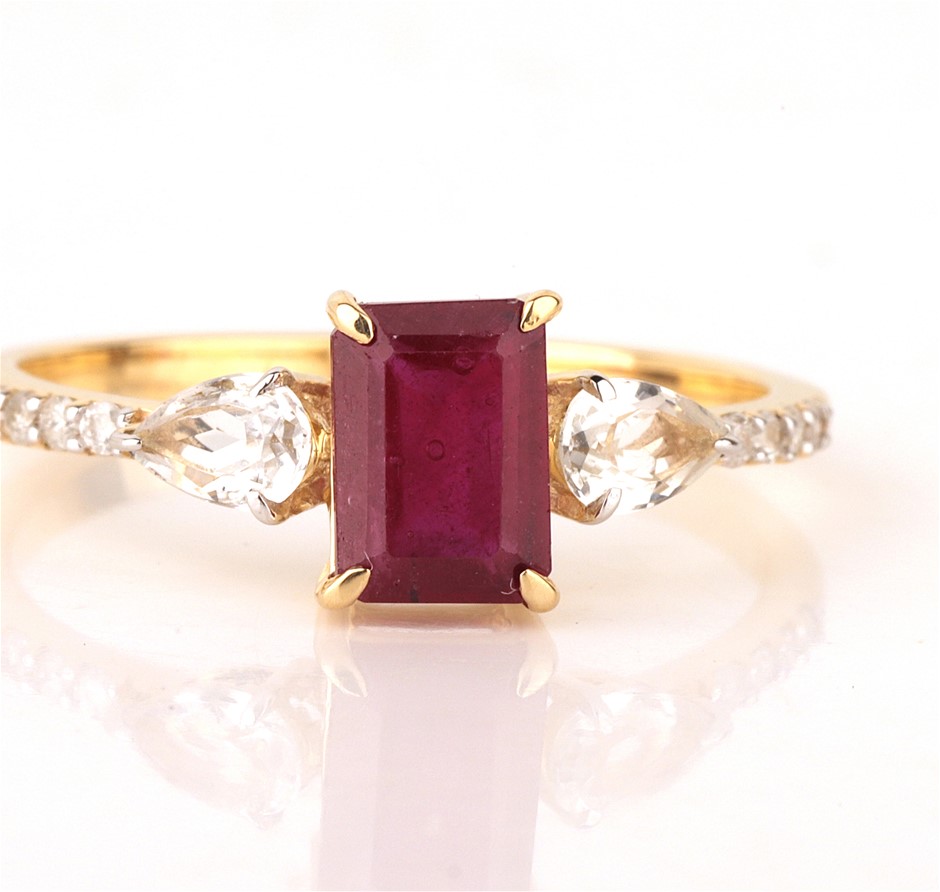 Yellow Gold Natural Ruby & Diamond Ring with Valuation