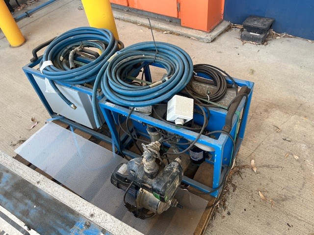 <p>3 x Water Pump</p>