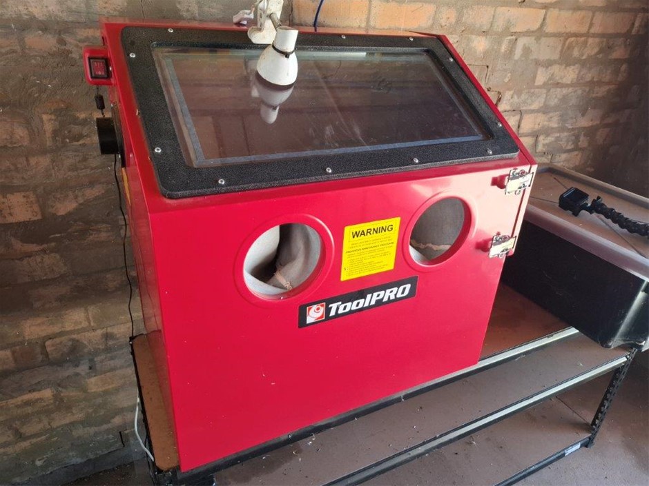 Sandblasting Cabinet