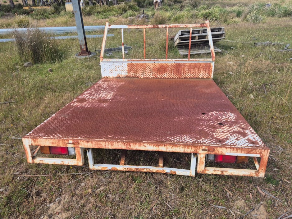 Steel Ute Tray