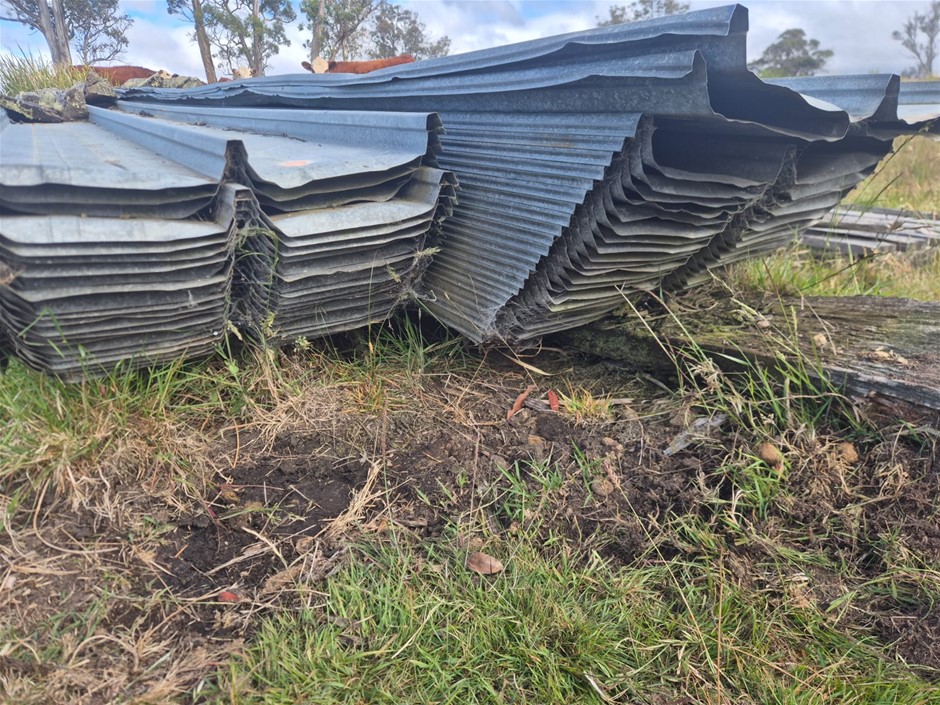 Large Quantity Clip Lock Roofing