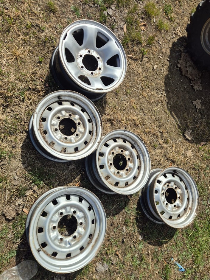 Quantity Assorted Car Rims