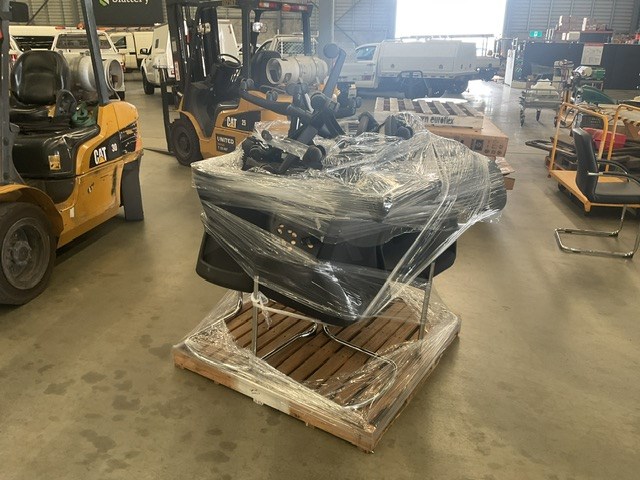 Office Chairs Assorted Approximately 9