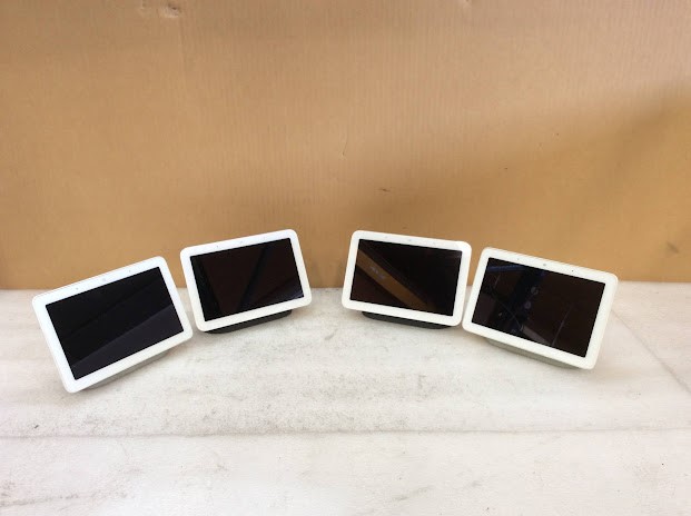Google Mixed Model Smart Displays (Lot of 4)