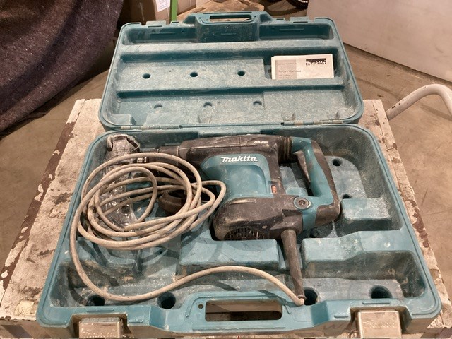 Makita HR3210C Hammer Drill