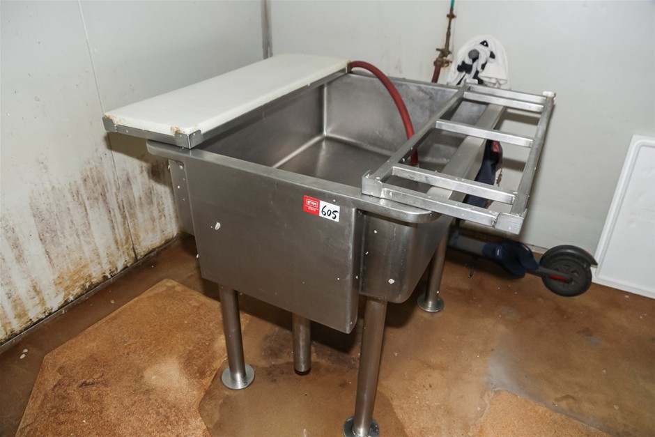 Commercial Kitchen Items