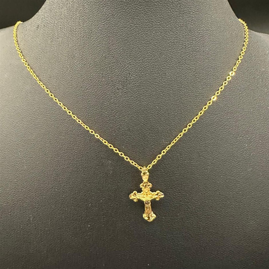 18ct Gold Plated Designer Cross Pendant in Gold