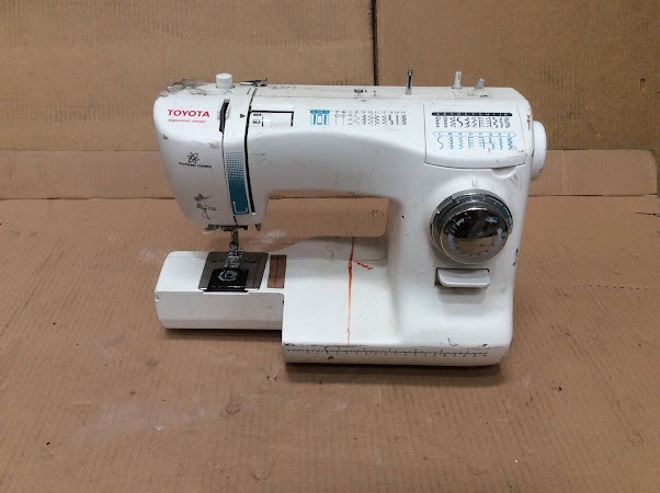 Toyota SPB34 Sewing Machine