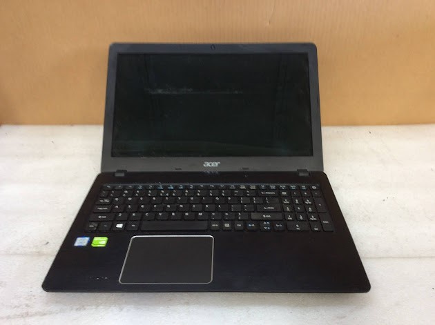 acer Aspire Laptop i7 7500U 8GBRAM/128GB Black
