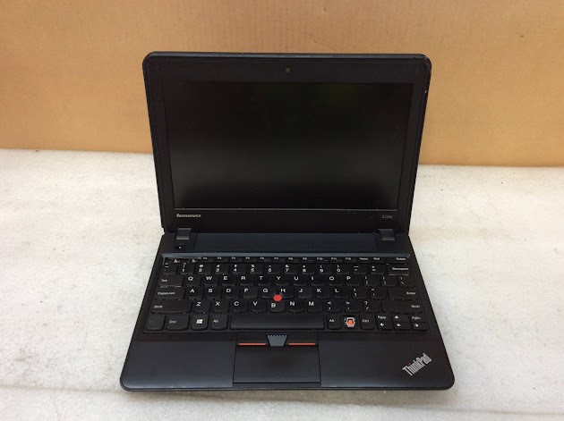 Lenovo ThinkPad X131e Laptop CELERON 887 4GBRAM/128GB Red