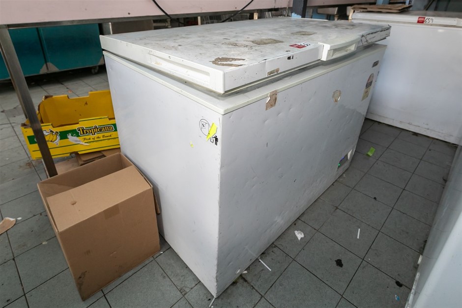 Lemair Chest Freezer