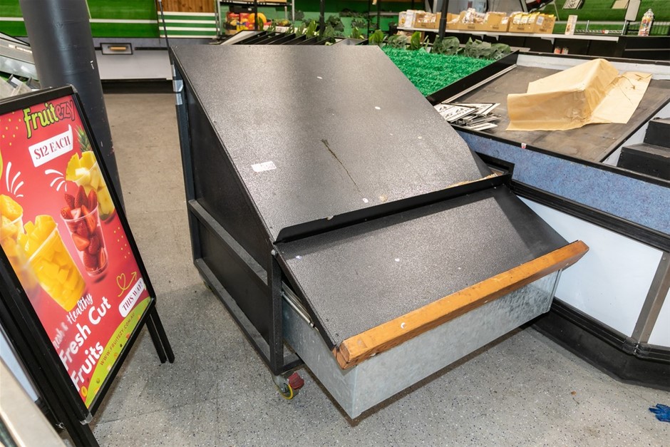 Fruit Stand Mobile Display