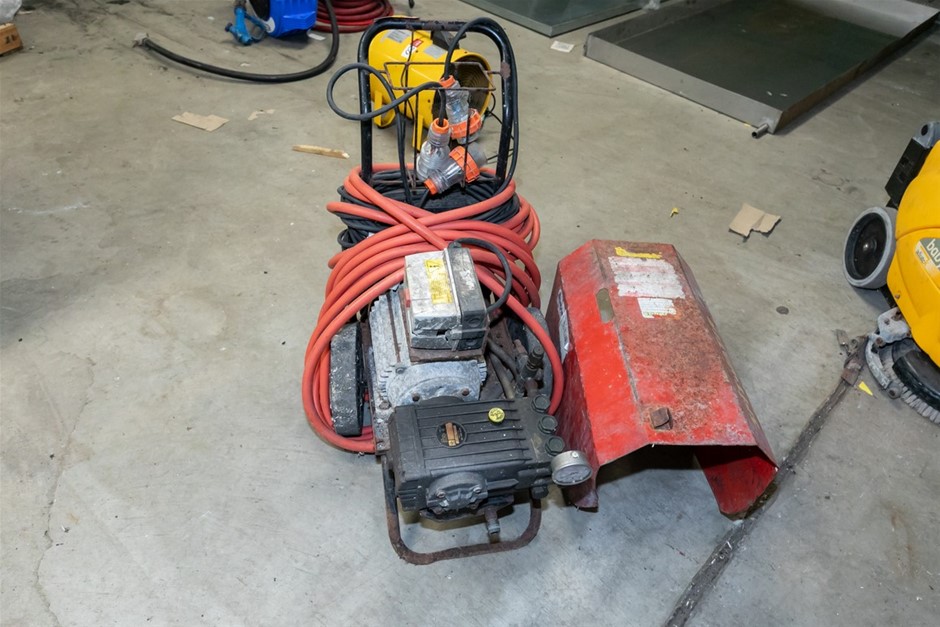 Spitwater Pressure Washer