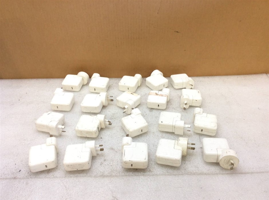 Apple 30W USB-C Power Adapter Wall Charger (Lot of 20)