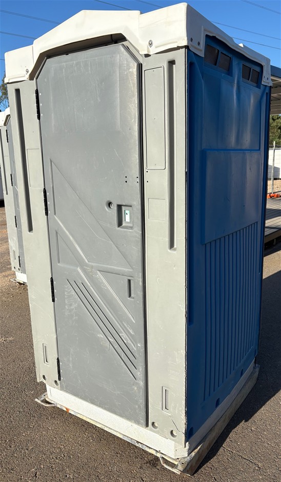 Portable Toilet - Fresh Water Flush - Forest Lake