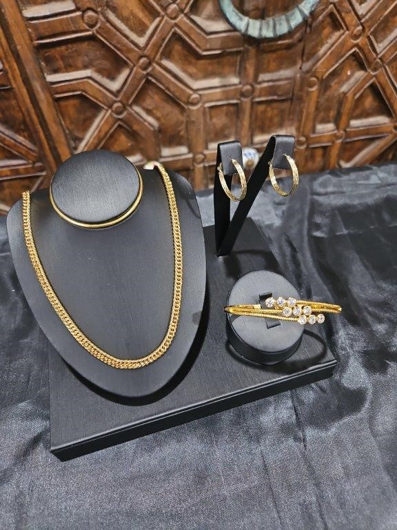 3pcs x 18KGF/Italy Stamped Yellow Gold Filled Bangle & Earring