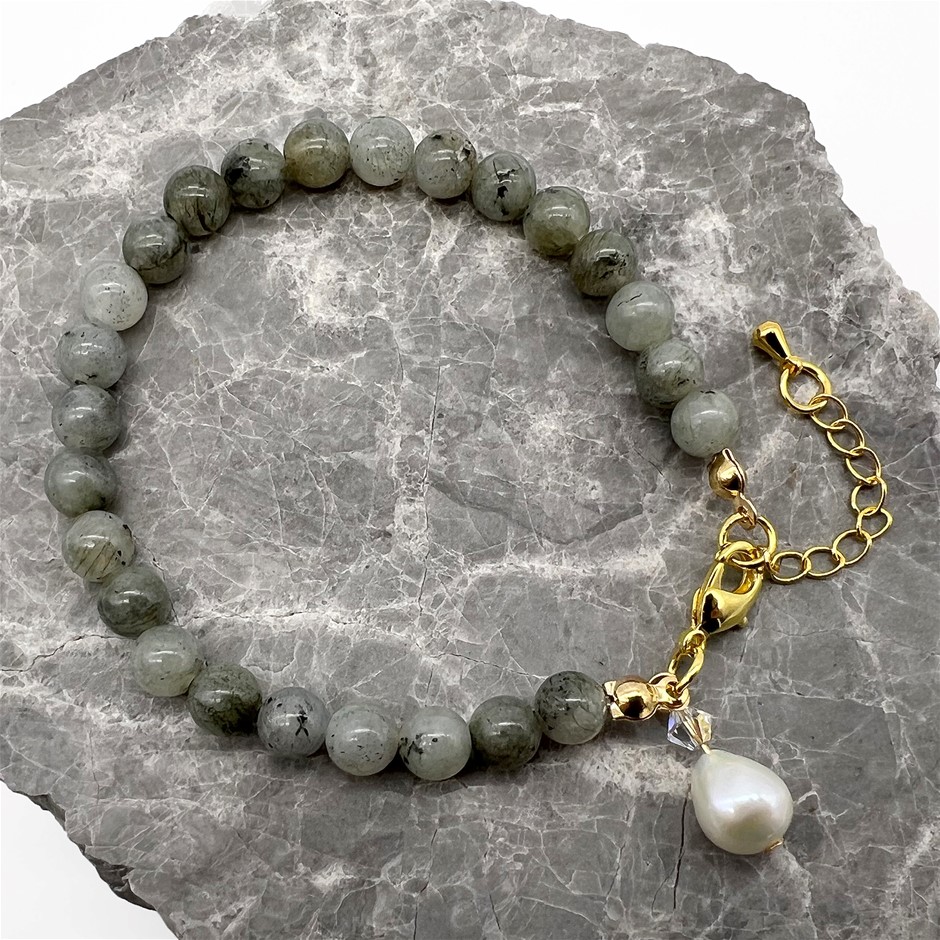 6mm Labradorite & Baroque Pearl Pendant Charm Bracelet