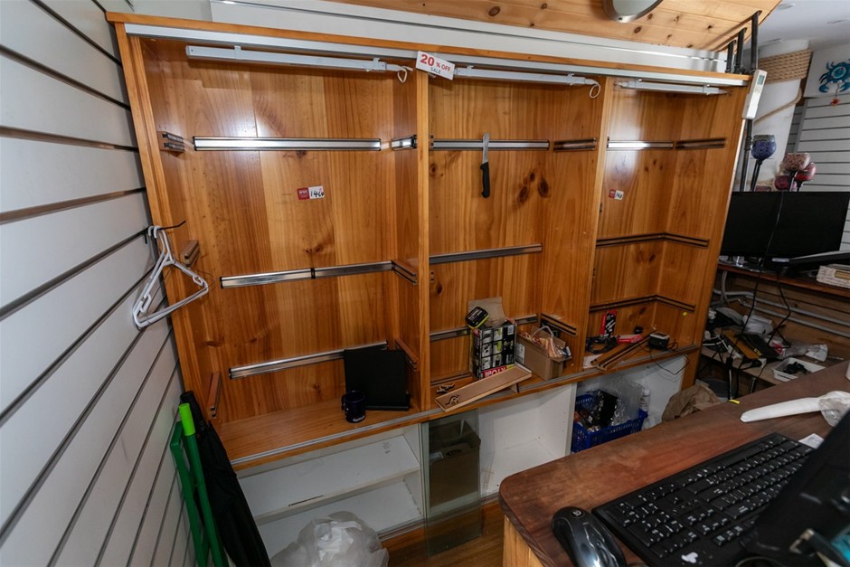 3 Bay Merchandise Shelving Units