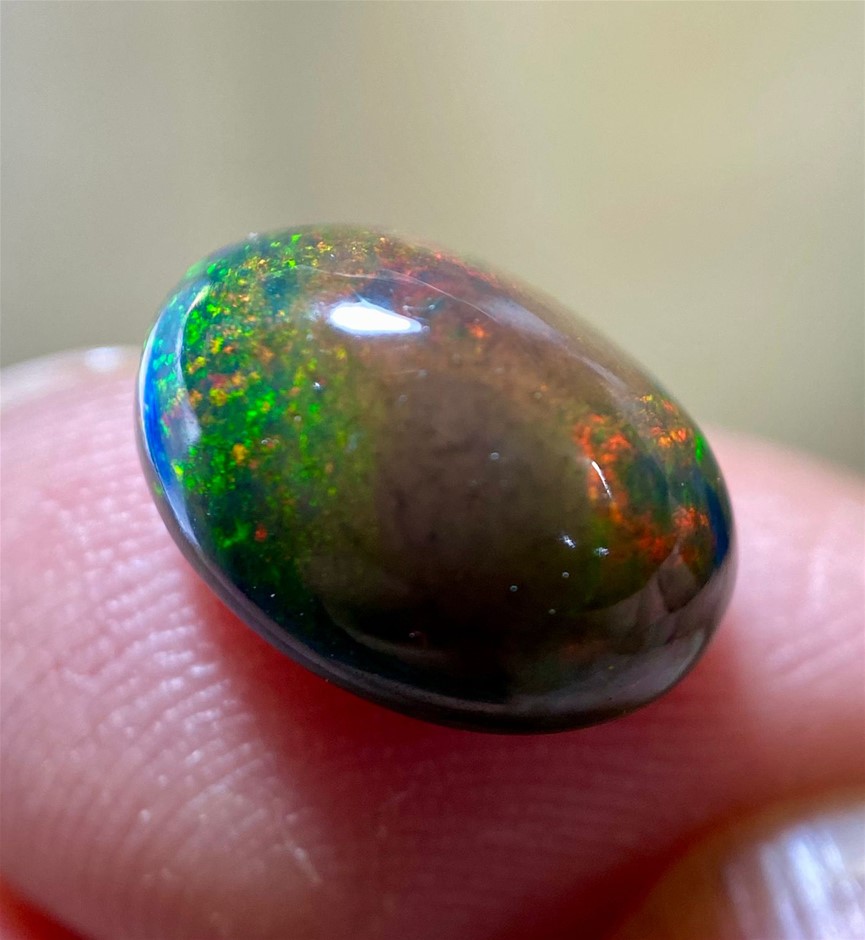 4.15 CT Lovely Wello-Black Opal