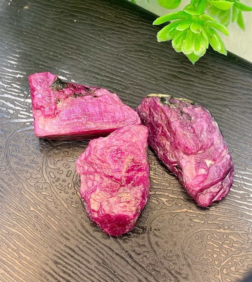 76.25 CT Lovely Reddish-Pink Natural Ruby Chunks