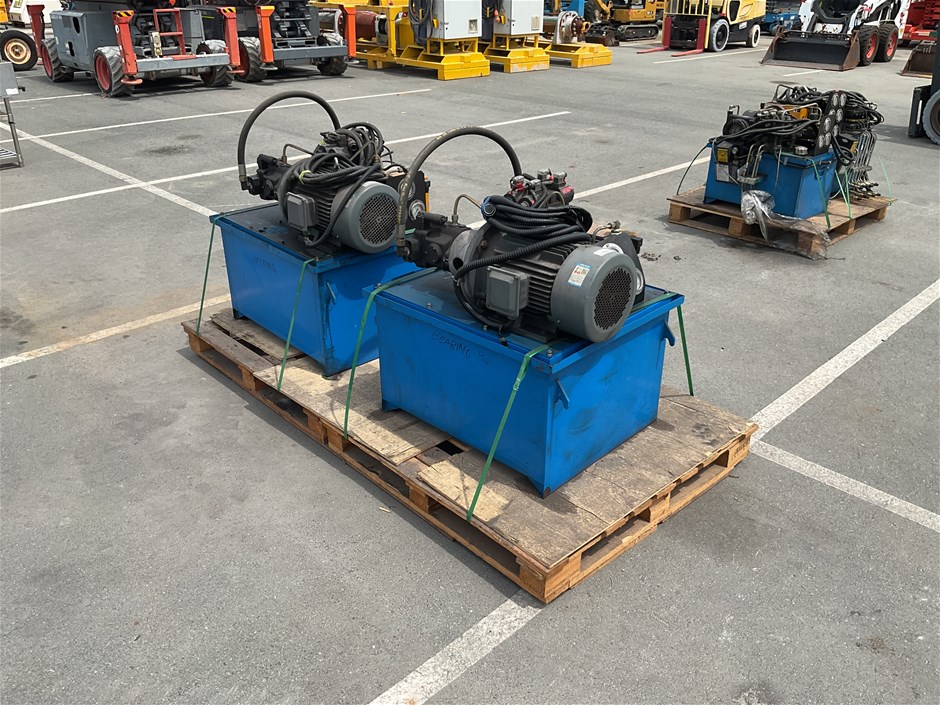 <p>x2 Hydraulic Units</p>