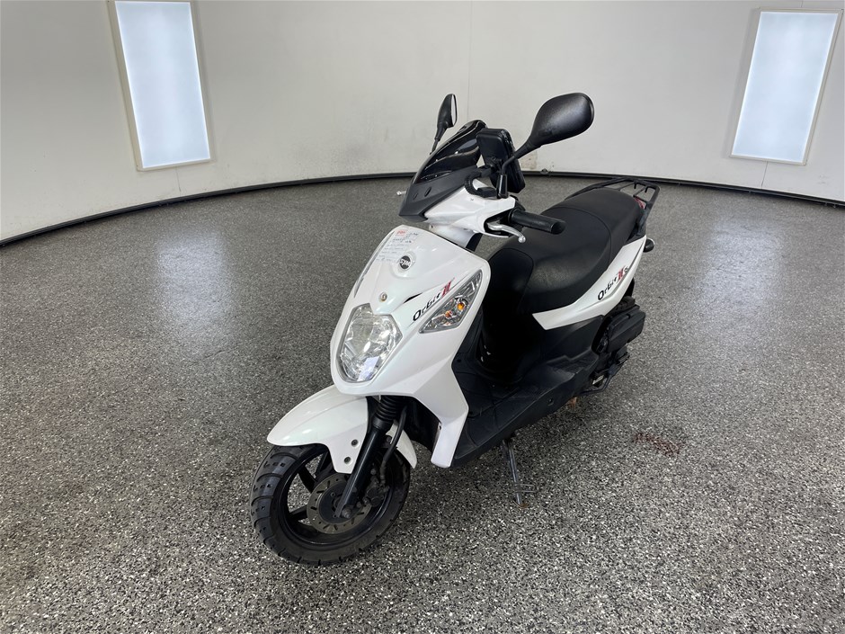 <p>2018 SYM AV12W Motorcycle</p>