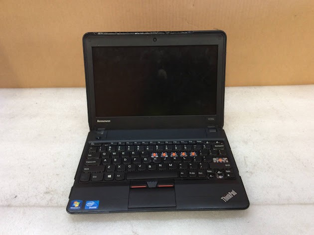 LENOVO ThinkPad X131e Laptop CELERON 887 4GBRAM/500GB Red