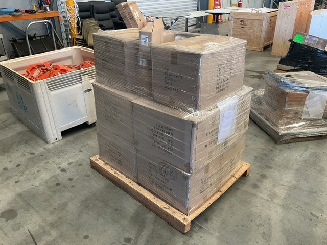 <p>16x Boxes of Rubber leg Tips</p>