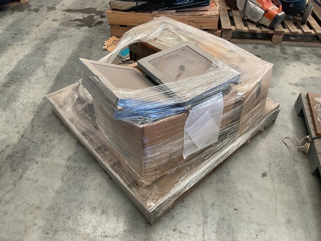 <p>Pallet of Analog Pressure Recorders</p>