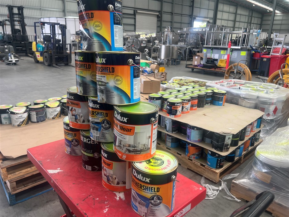 Assorted 4Lt Tins of Paint