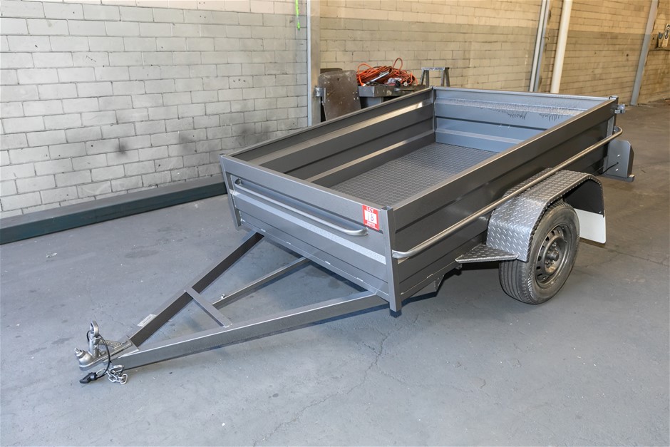 2025 National Trailers & Campers 7X5 Box Trailer